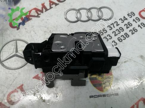Volvo V40 Sol Arka Kapı Kilidi 31440395 çıkma parça