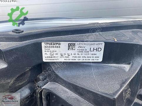 Volvo V40 Sol Ön Far çıkma parça