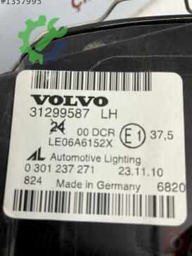 Volvo V50 Xenon Far 31299587 çıkma parça