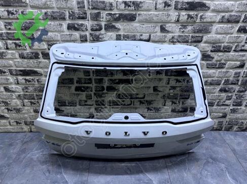 Volvo V60 Bagaj Kapağı çıkma parça