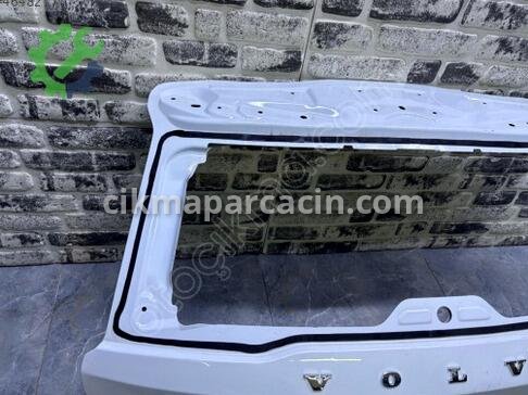 Volvo V60 Bagaj Kapağı çıkma parça