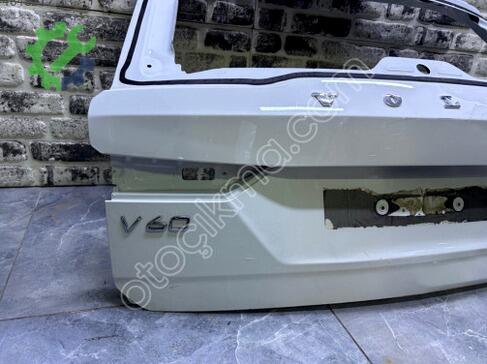 Volvo V60 Bagaj Kapağı çıkma parça