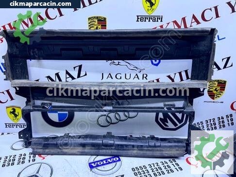 Volvo C40 Davlumbaz çıkma parça