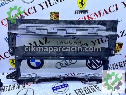 Volvo C40 Davlumbaz 32227593 çıkma parça