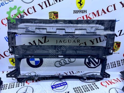 Volvo C40 Davlumbaz 32227593 çıkma parça