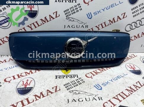 Volvo XC40 Ön Panjur çıkma parça