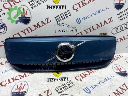 Volvo XC40 Ön Panjur 32390715 çıkma parça