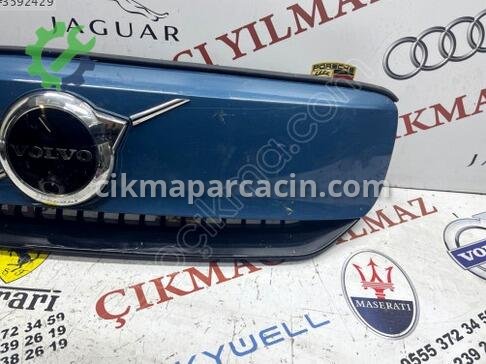 Volvo XC40 Ön Panjur 32390715 çıkma parça
