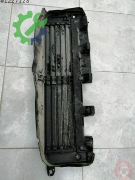 Volvo XC40 Davlumbaz 31455415 çıkma parça