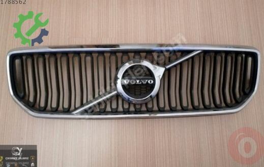 Volvo XC40 Ön Panjur XC40 çıkma parça