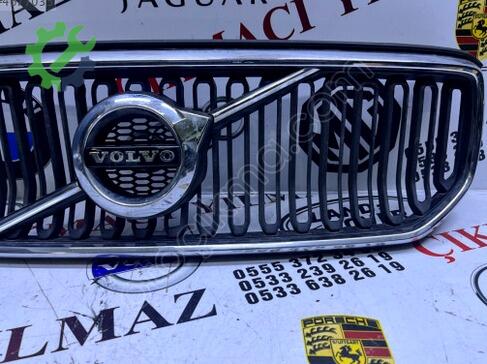 Volvo XC40 Ön Panjur 31457345 çıkma parça