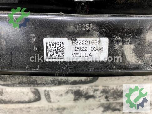 Volvo XC40 Radyatör 32221552 çıkma parça