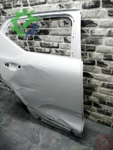 Volvo xc40 sağ arka kapı xc 40 çıkma yedek parça