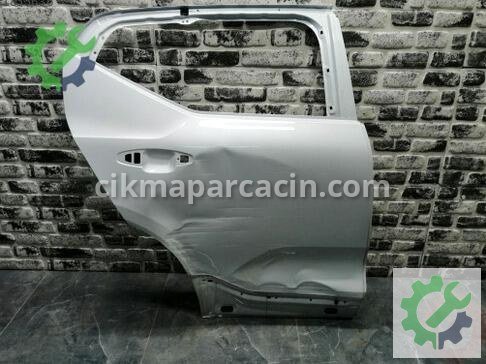 Volvo XC40 Sağ Arka Kapı çıkma parça