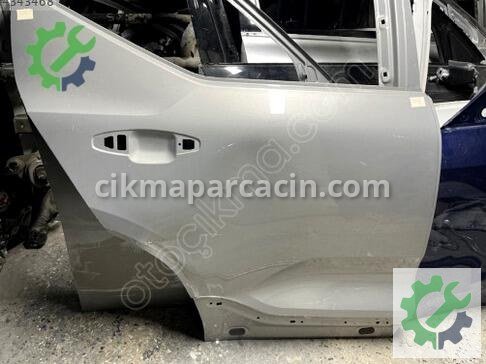 Volvo XC40 Sağ Arka Kapı çıkma parça