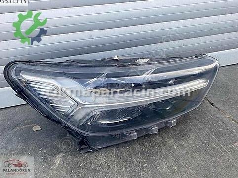 Volvo XC40 Sağ Ön Far çıkma parça