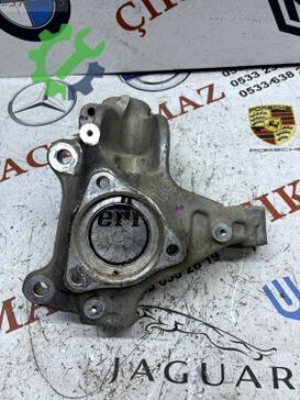 Volvo XC40 Sol Ön Taşıyıcı 32221856 çıkma parça