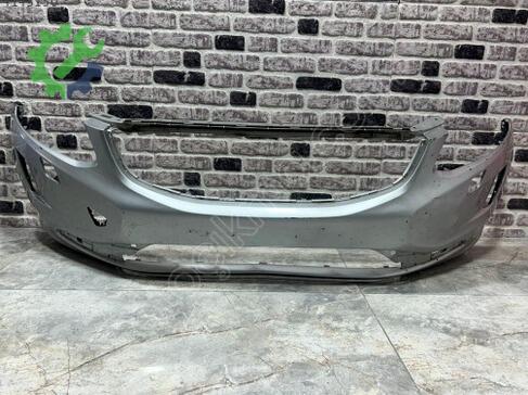Volvo XC60 Ön Tampon çıkma parça