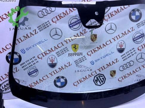 Volvo XC60 Ön Cam çıkma parça