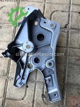 Volvo XC60 Çamurluk Braketi çıkma parça