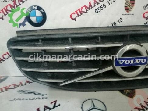 Volvo XC60 Ön Panjur çıkma parça