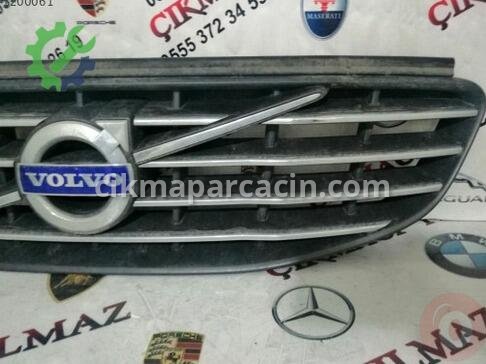 Volvo XC60 Ön Panjur çıkma parça