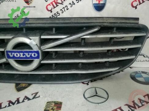 Volvo XC60 Ön Panjur çıkma parça