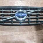 Volvo xc60  ön panjur çıkma yedek parça