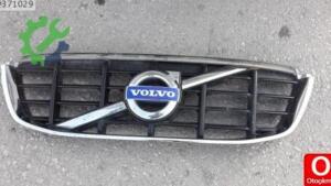 Volvo xc60 ön panjur hatasız çıkma yedek parça
