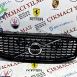 Volvo xc60 ön panjur xc 60 çıkma yedek parça