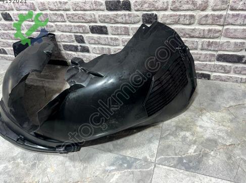 Volvo XC60 Davlumbaz çıkma parça