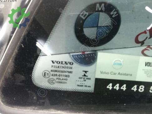 Volvo XC60 Sağ Arka Kelebek Camı çıkma parça