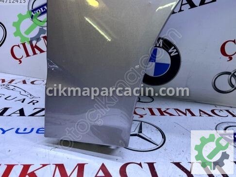 Volvo XC60 Sağ Ön Çamurluk çıkma parça