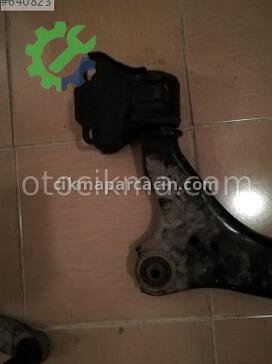 Volvo XC60 Salıncak (Alt Tabla) çıkma parça