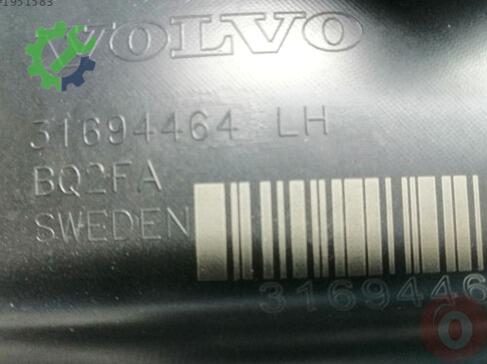 Volvo XC60 Davlumbaz 31694464 çıkma parça