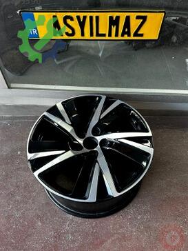 Volvo XC90 Jant 32243392 çıkma parça