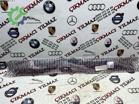Volvo XC90 Kapı Çıtası 30698452 çıkma parça