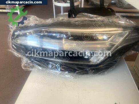 Volvo XC90 Sol Ön Far çıkma parça