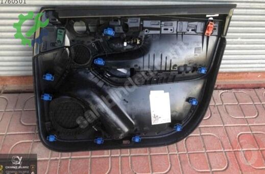 Volvo XC90 Kapı Döşemesi çıkma parça