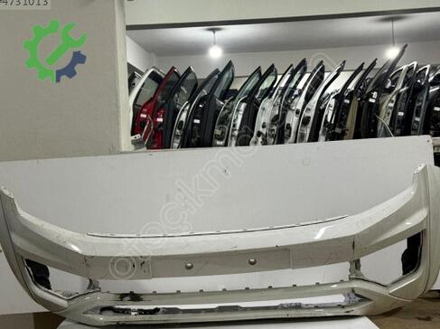 Volkswagen Amarok Ön Tampon çıkma parça