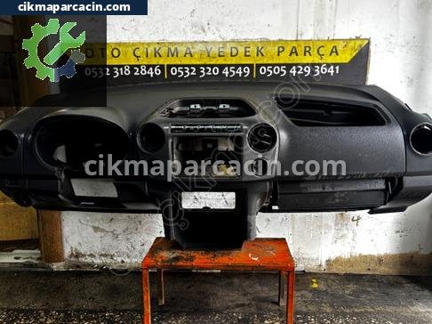 Volkswagen Amarok Torpido çıkma parça