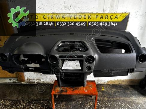 Volkswagen Amarok Torpido 2010-2016 çıkma parça