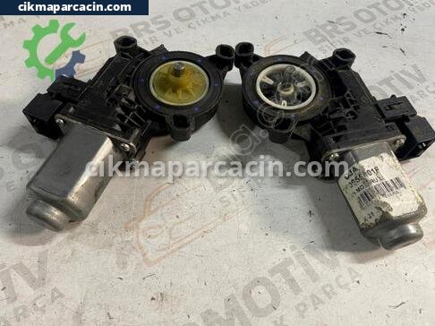 Volkswagen Transporter Cam Motoru çıkma parça