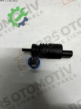 Audi A4 Su Fıskiyesi çıkma parça