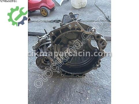 Volkswagen Bora Şanzıman Komple çıkma parça
