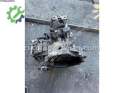 Volkswagen Bora Şanzıman Komple çıkma parça