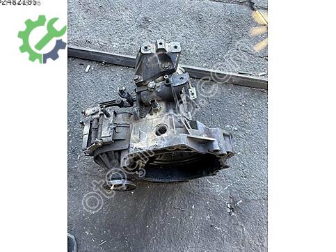 Volkswagen Bora Şanzıman Komple çıkma parça