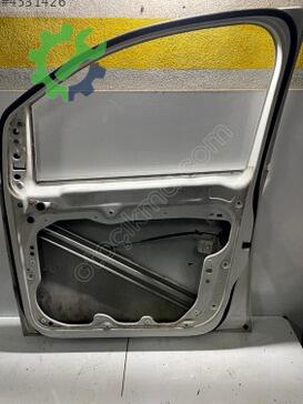 Volkswagen Caddy Sağ Ön Kapı çıkma parça