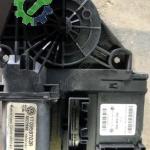 VW CADDY SAĞ ÖN KAPI CAM MOTORU ORJİNAL ÇIKMA