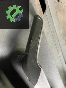 VW CADDY SAĞ ÖN KAPI İÇ TUTAMAĞI ORJİNAL ÇIKMA